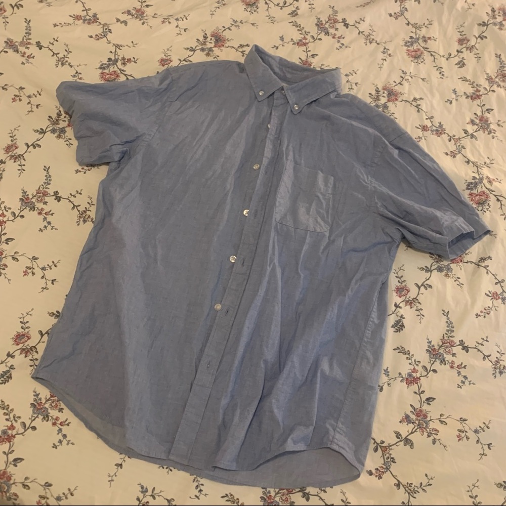 Old Navy Short-sleeve Blue Oxford shirt